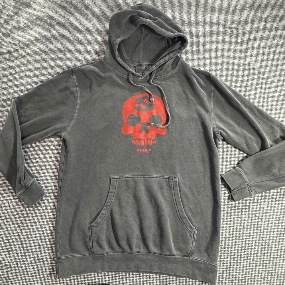 Independent Trading Co Surly Brewing Co Skull Hoodie Mens Large Faded Black L